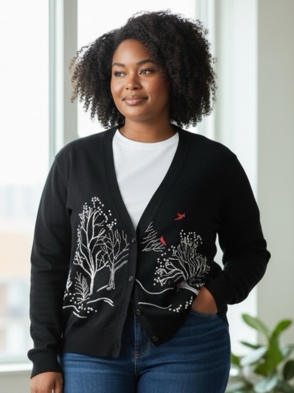 🫶🏻 Christopher & Banks Black Cardigan with White Tree & Cardinal Design - Picture 1 of 4